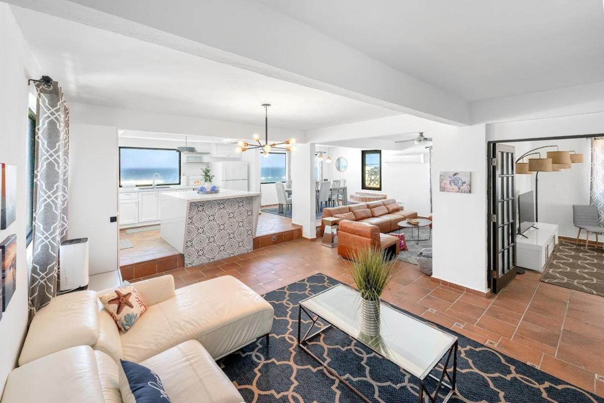 4 Bedroom Kikita Beach Villa Oceanfront W Pool Dorado Buitenkant foto